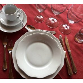 Luksuspakke - borde, stole, service, opvask