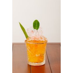       Knust is, 10 kg      leveres i termokasse