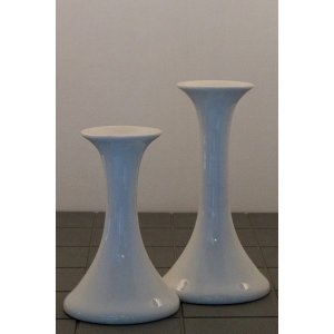 Hvid lysestage h�jde 18cm