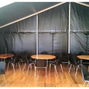 Sort gavltrekant, komplet