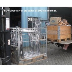 Garderobestativ m/plads til 30-40 b�jler