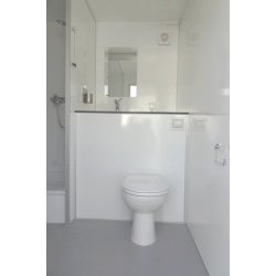 Badmobil med 2 separate badev�relser