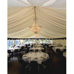 Festtelt- bredde 9m hvid m/vinduer, forl�nges med 3m sektioner