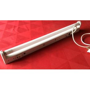 Lysstofarmatur m/r�r 57 cm 8 watt